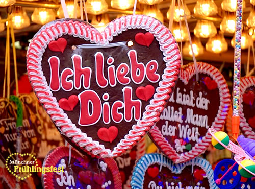 Herzen beim Auftakt in Puchheim - Volksfest im Münchner Westen - Frühlingsfest München